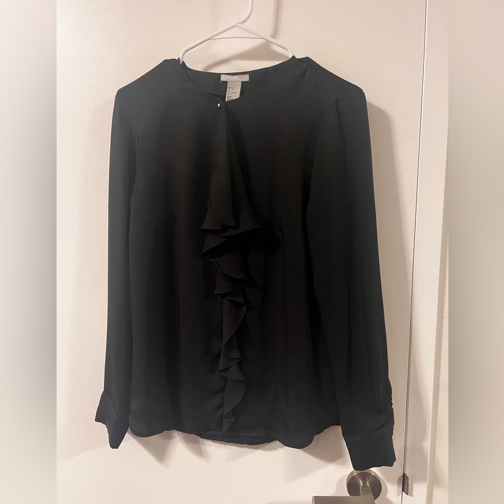 H&m black blouse with ruffle detail